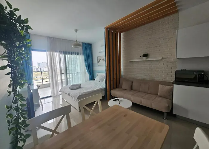 Apartment Caesar Lux Trikomo